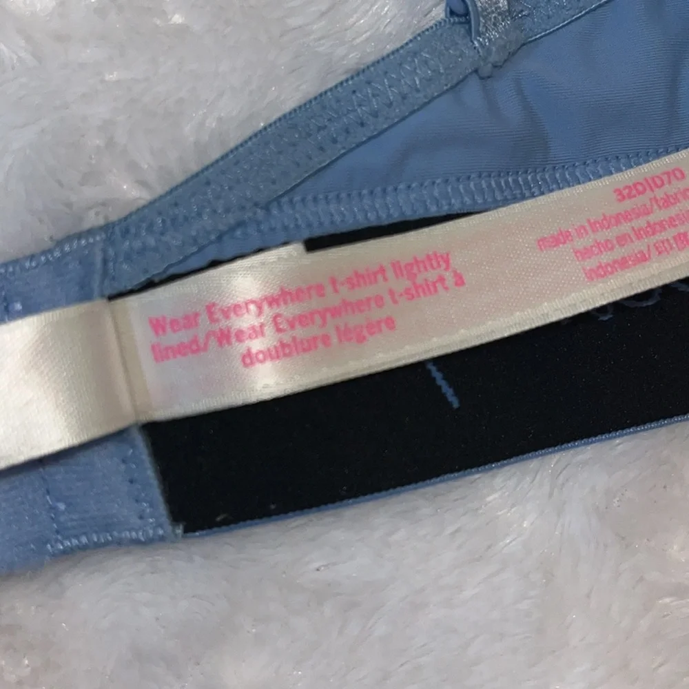 PINK Victoria’s Secret Wear Everywhere t-shirt bra - lightly lined - Picture 8 of 14